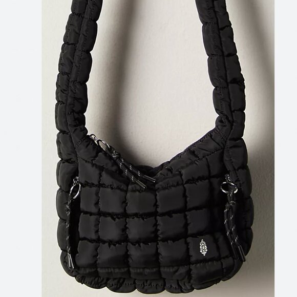 Free People Mini Carryall Sling Bag - Quilted Carryall - Black - Picture 4 of 12